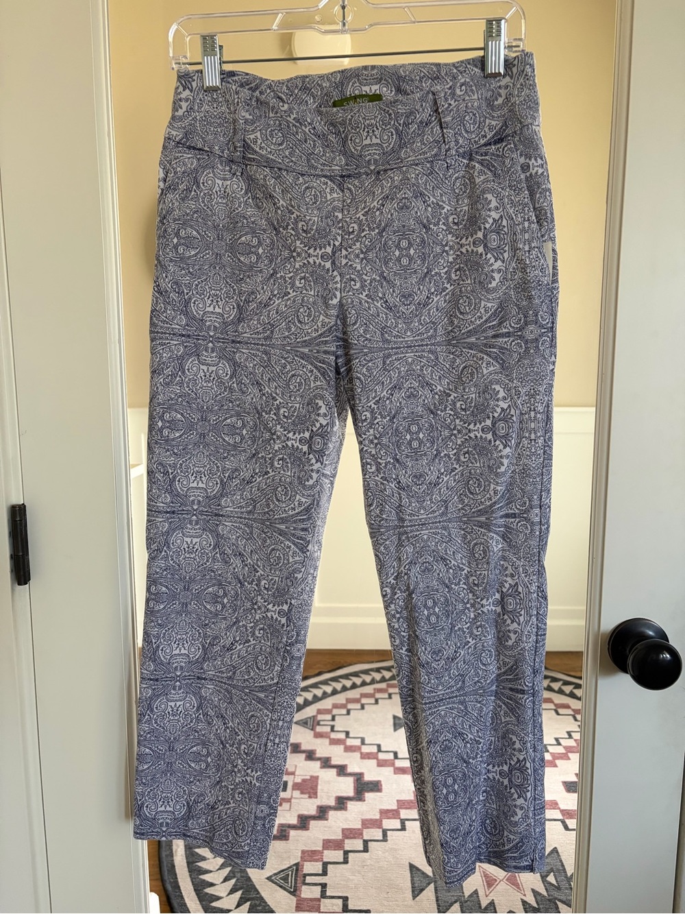 Swing Control Straight-Leg Paisley Print Golf Pants in Blue